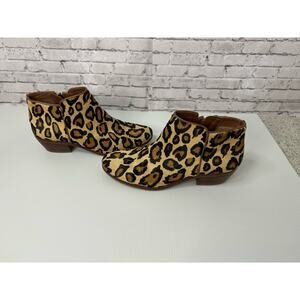 Sam Edelman Women's Size 8 Leopard (animal print) Boots